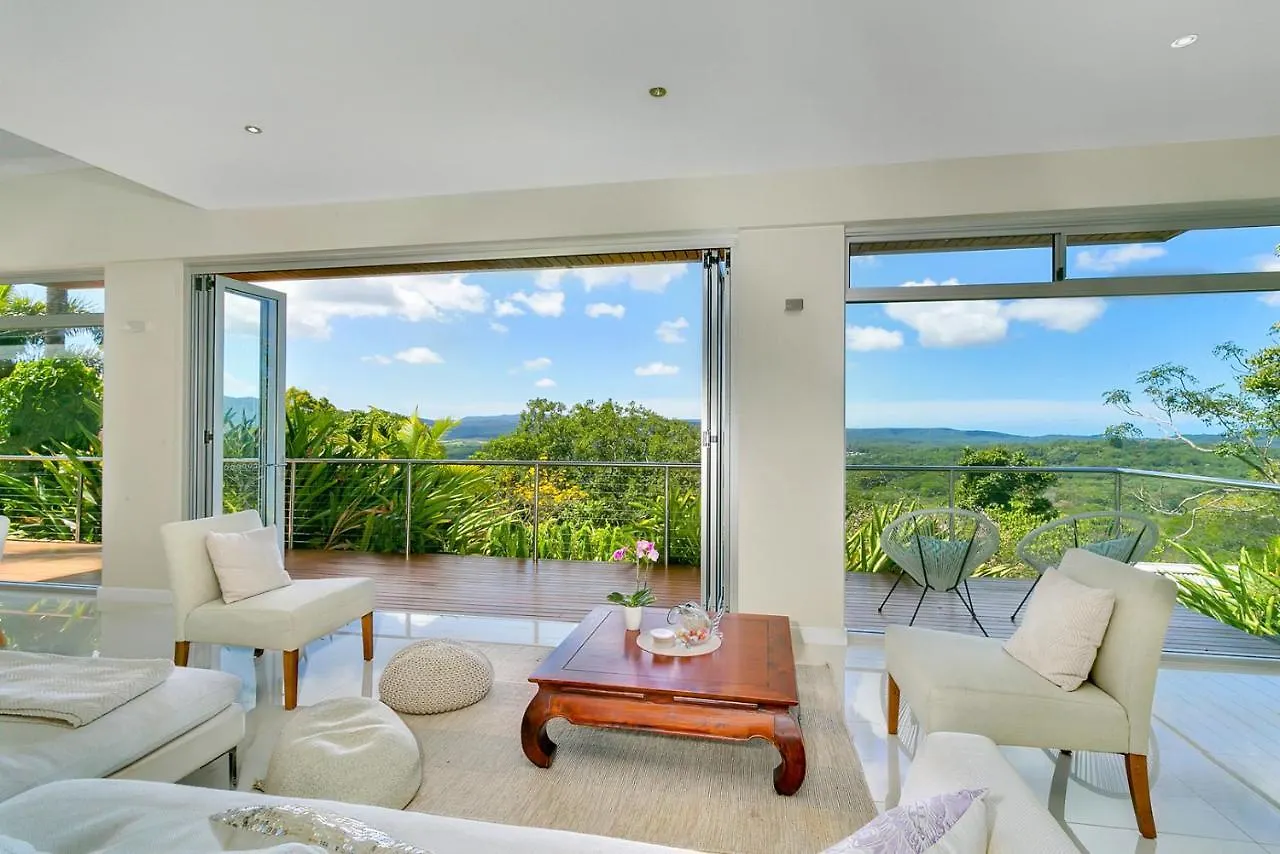 Hilltop Rainforest Retreat Holiday home Cairns Australia