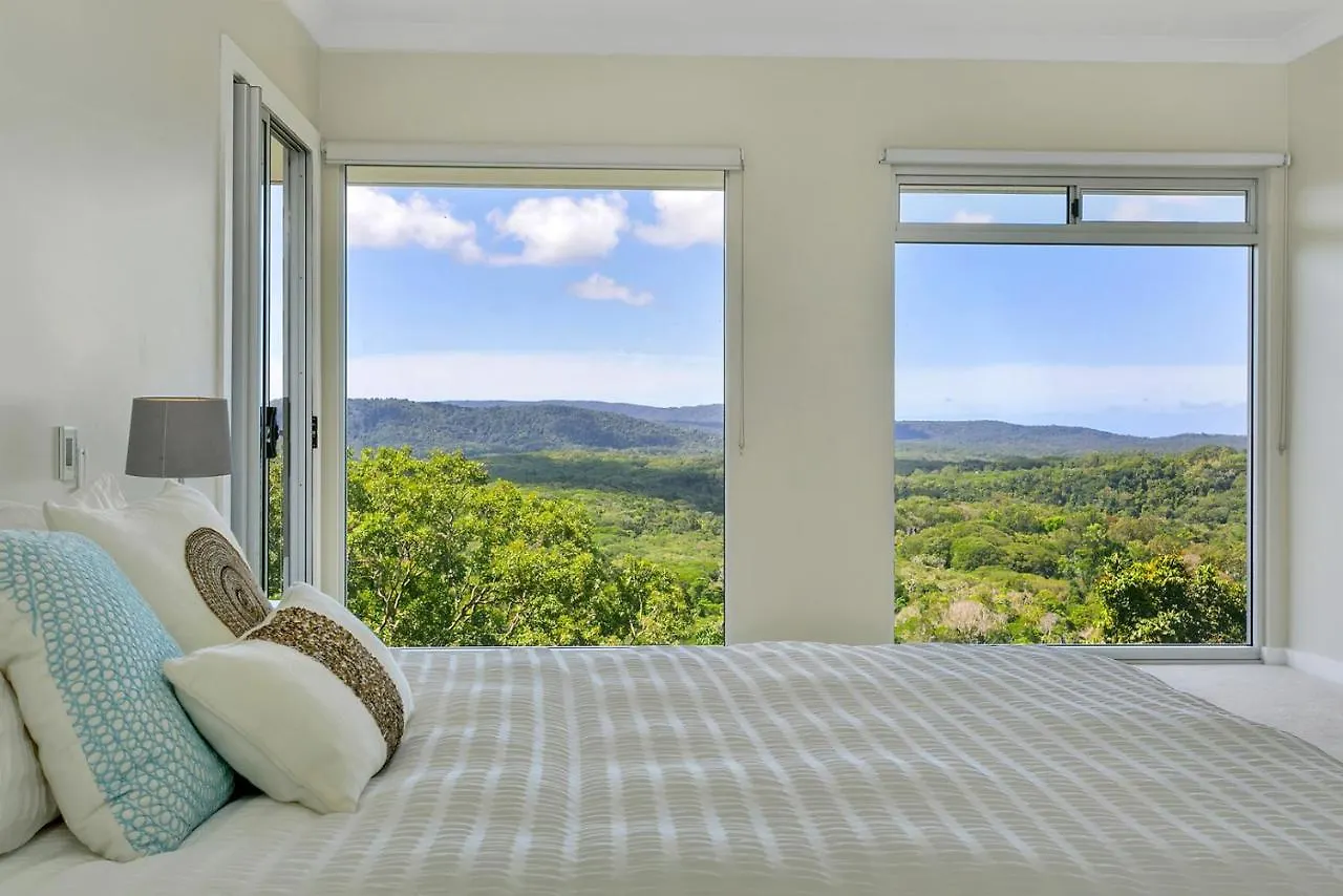 Hilltop Rainforest Retreat Holiday home Cairns